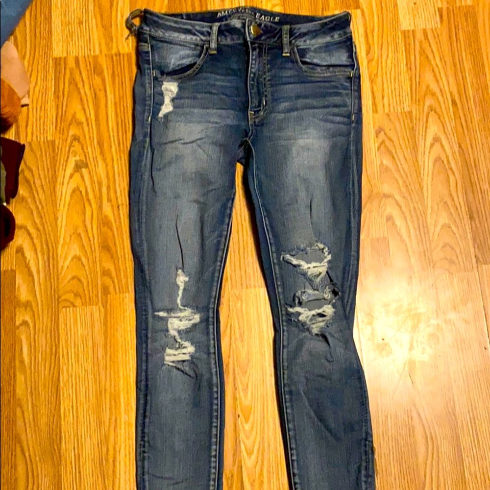 Ripped denim American eagle jeans super stretch